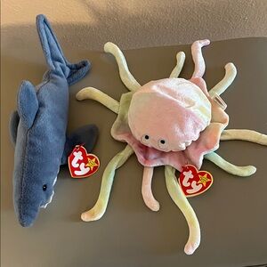 NWT Ty BEANIE BABIES 1990’s Shark and Jellyfish Set -